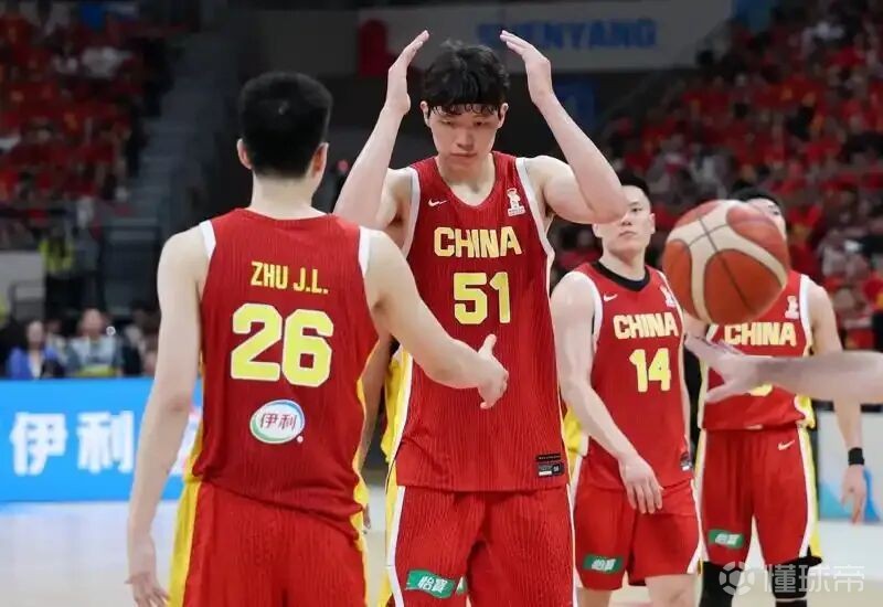 记者：杨瀚森打完8月底世预赛后便将返美，不再随国家队集训